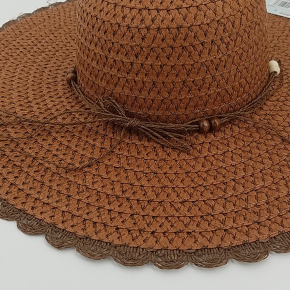 Hello Summer Sun Hat - Picture 2 of 6